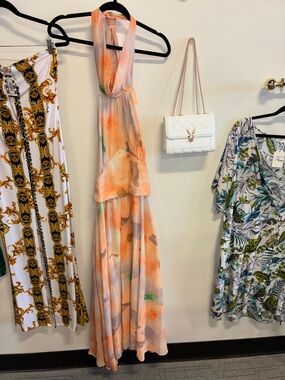 Women’s dress